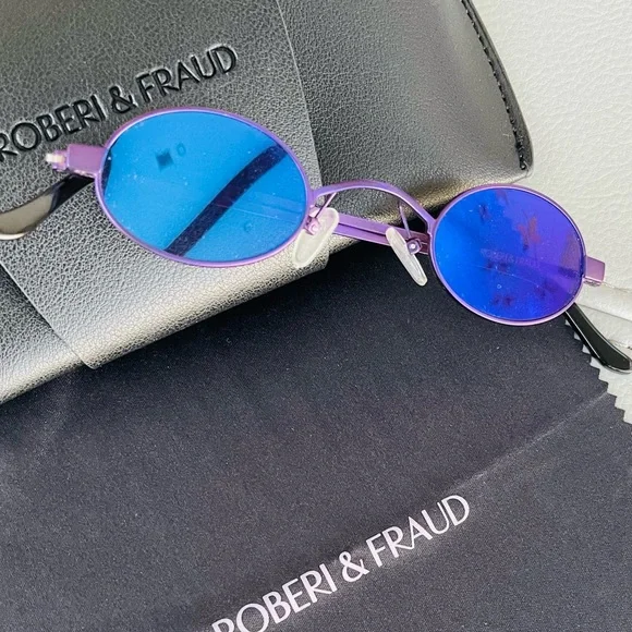 NWOT! Roberi & FraudPURPLE MIRRORED DORIS  display picture 3